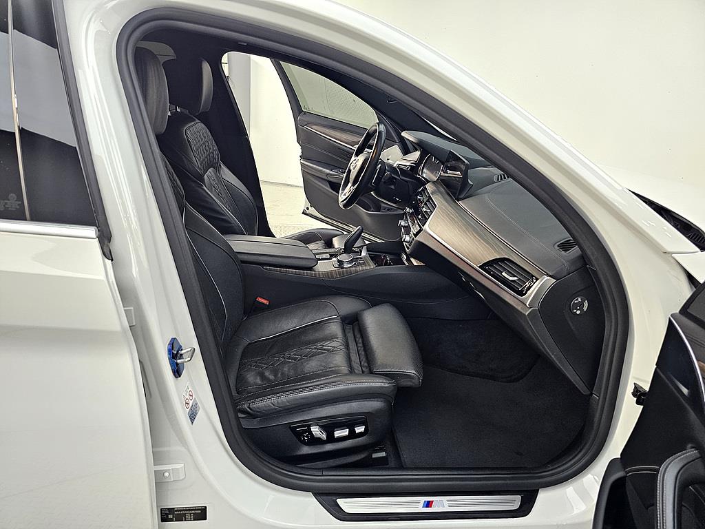 BMW 5 Series - Vista 11