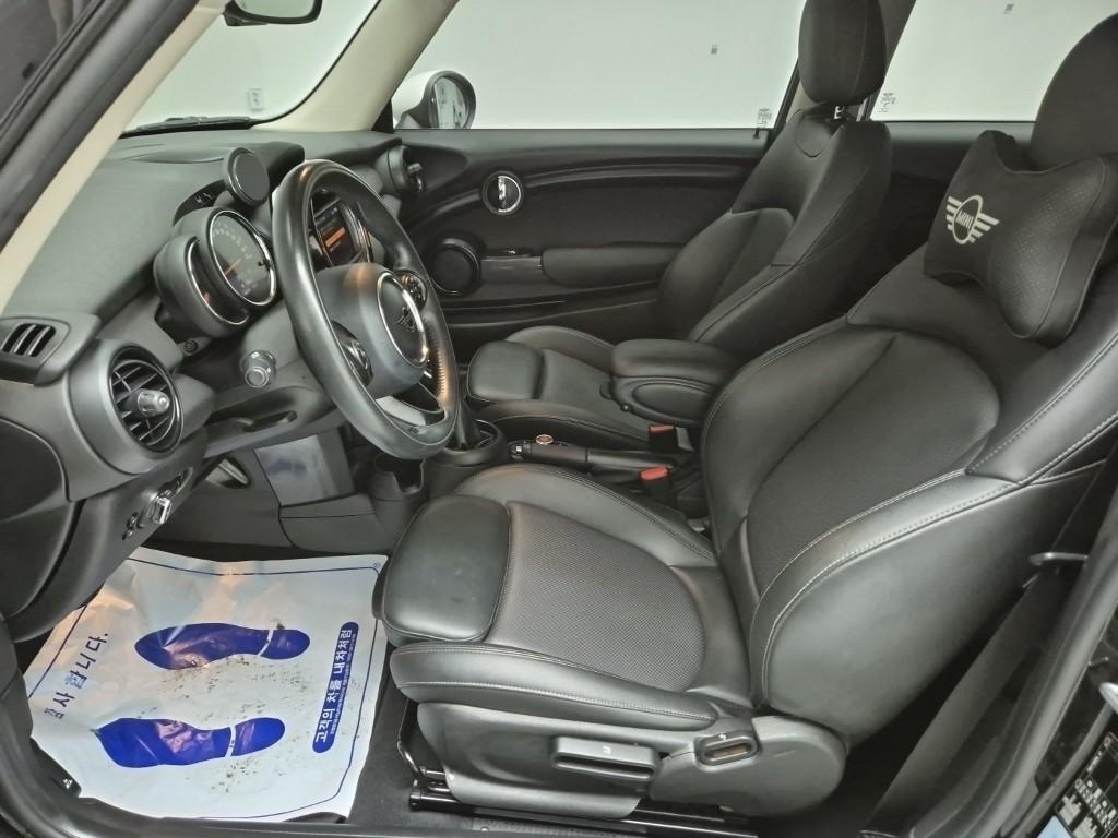 Mini Cooper 2019 Negro - Importación desde Corea - HF Imports Iquique - Foto 18