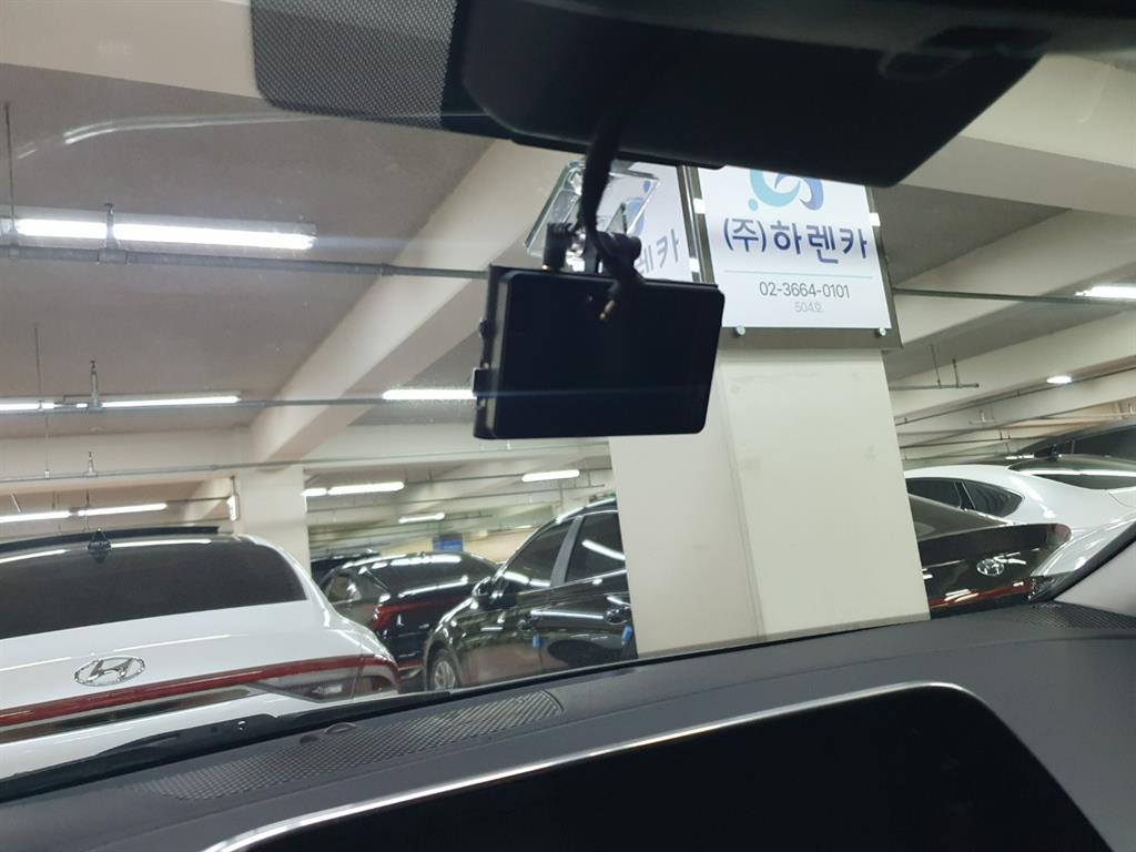 HYUNDAI Sonata - Vista 8
