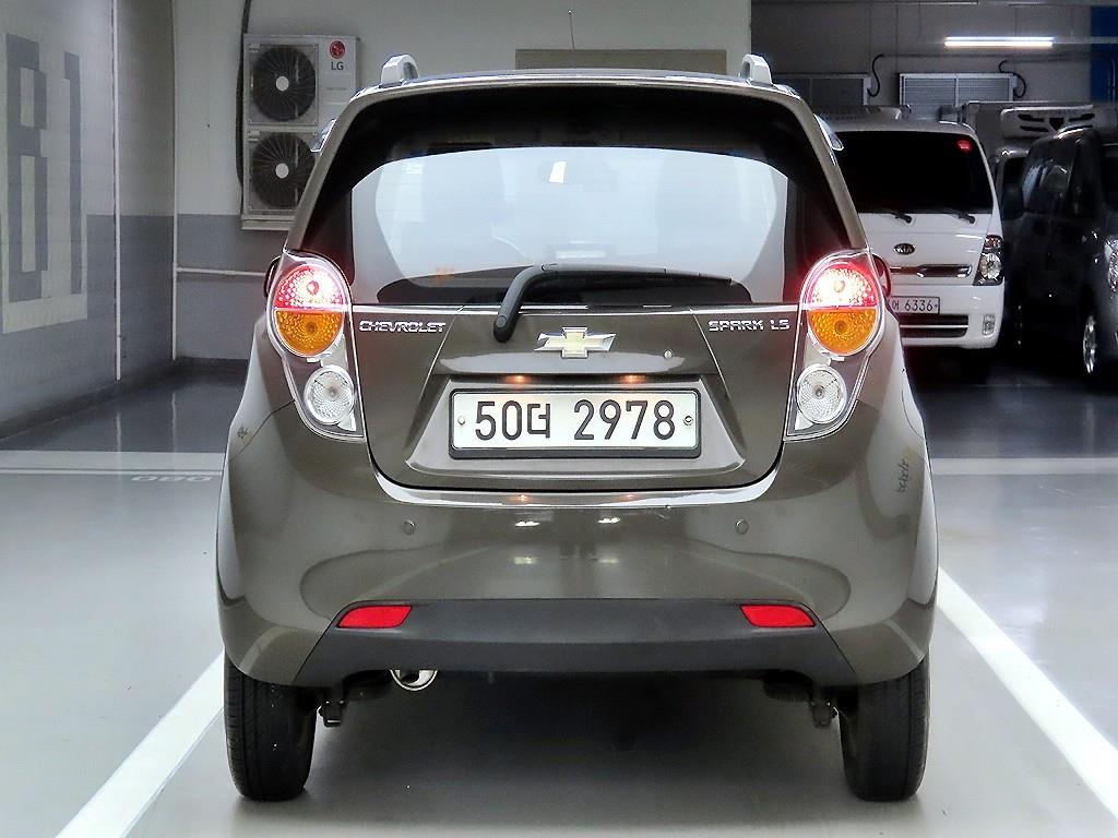 Chevrolet Spark - Vista 3
