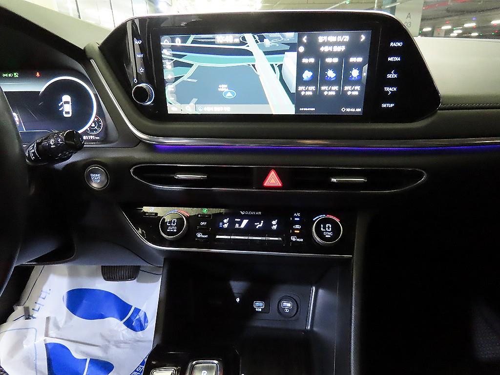 HYUNDAI Sonata - Vista 11