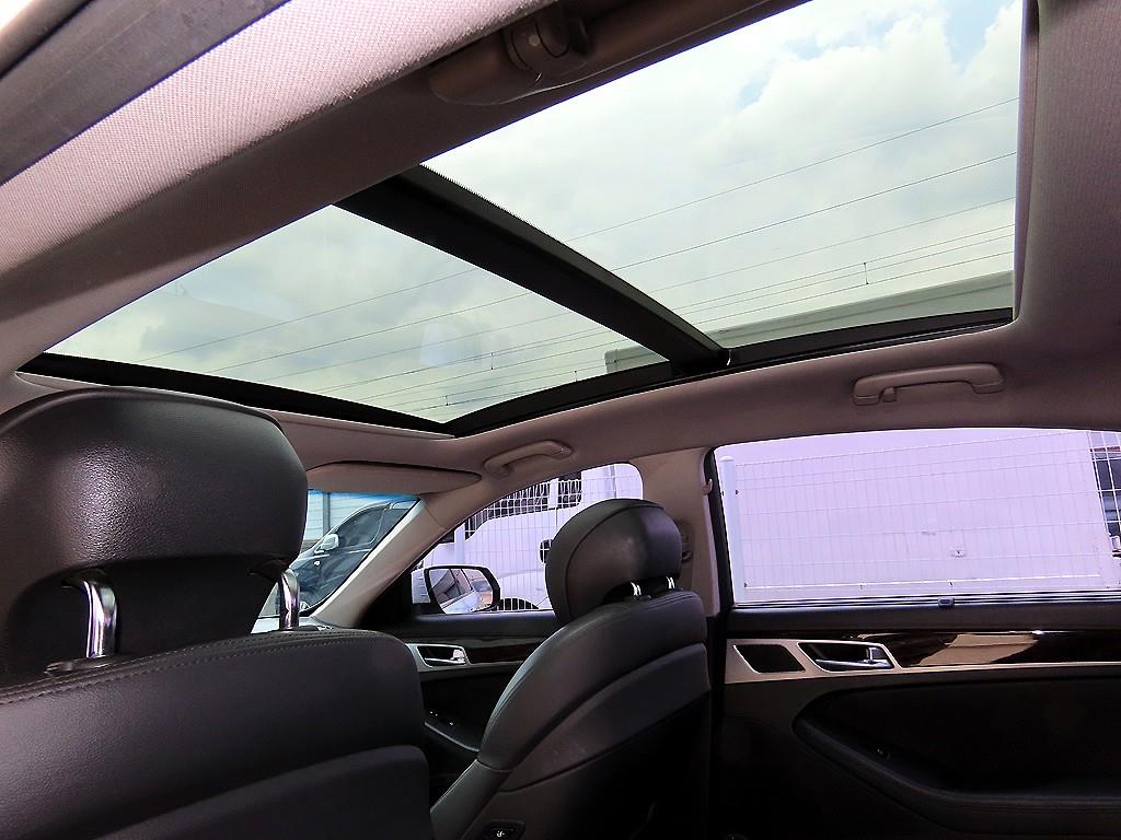 HYUNDAI Genesis 2015 Blanco - Importación desde Corea - HF Imports Iquique - Foto 17