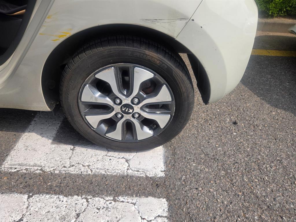 KIA Morning - Vista 11