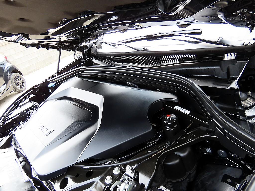 BMW iX1 2024 Negro - Importación desde Corea - HF Imports Iquique - Foto 19