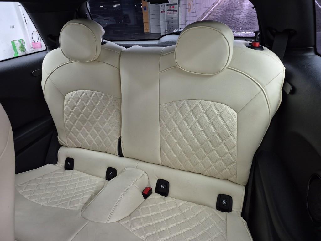Mini Cooper - Vista 12