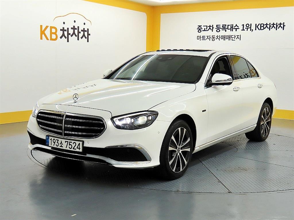 Mercedes Benz E class - Vista 2