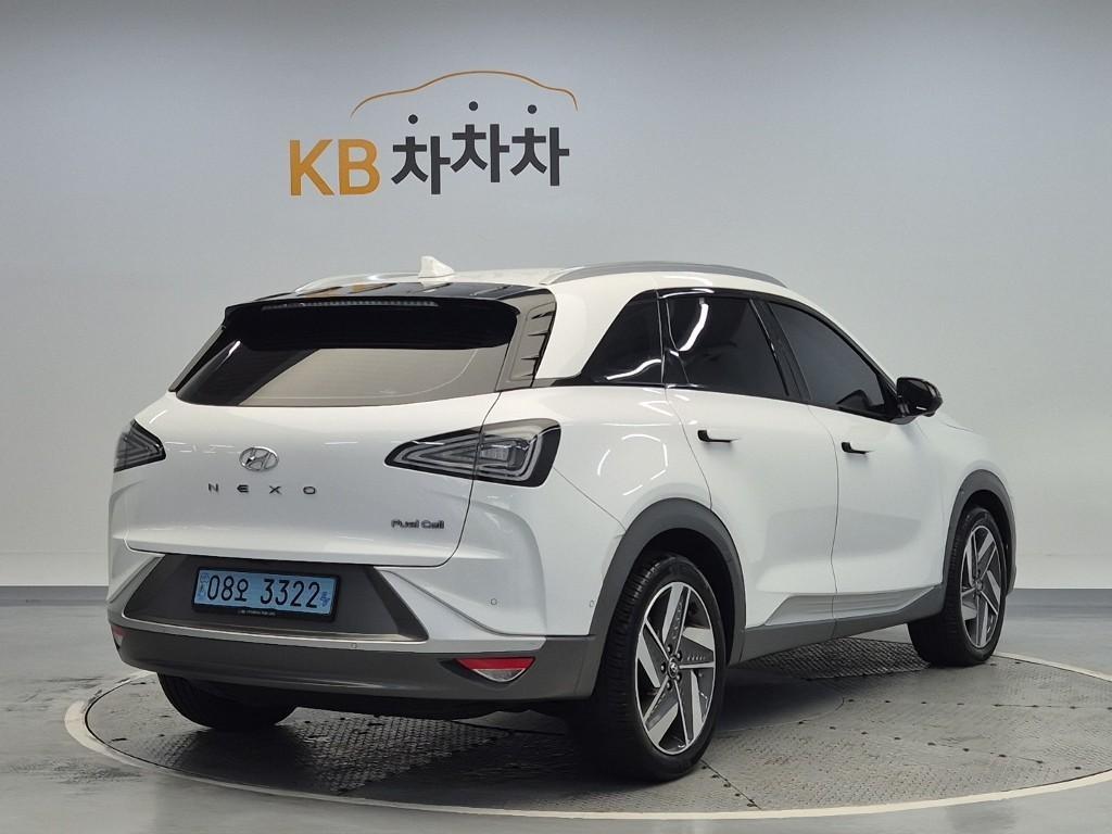 HYUNDAI Nexo - Vista 3