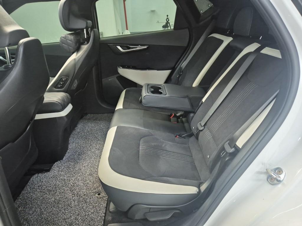 KIA EV6 - Vista 12