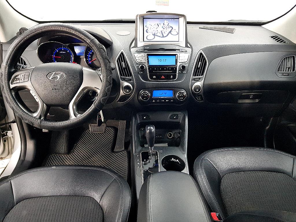 HYUNDAI Tucson - Vista 5
