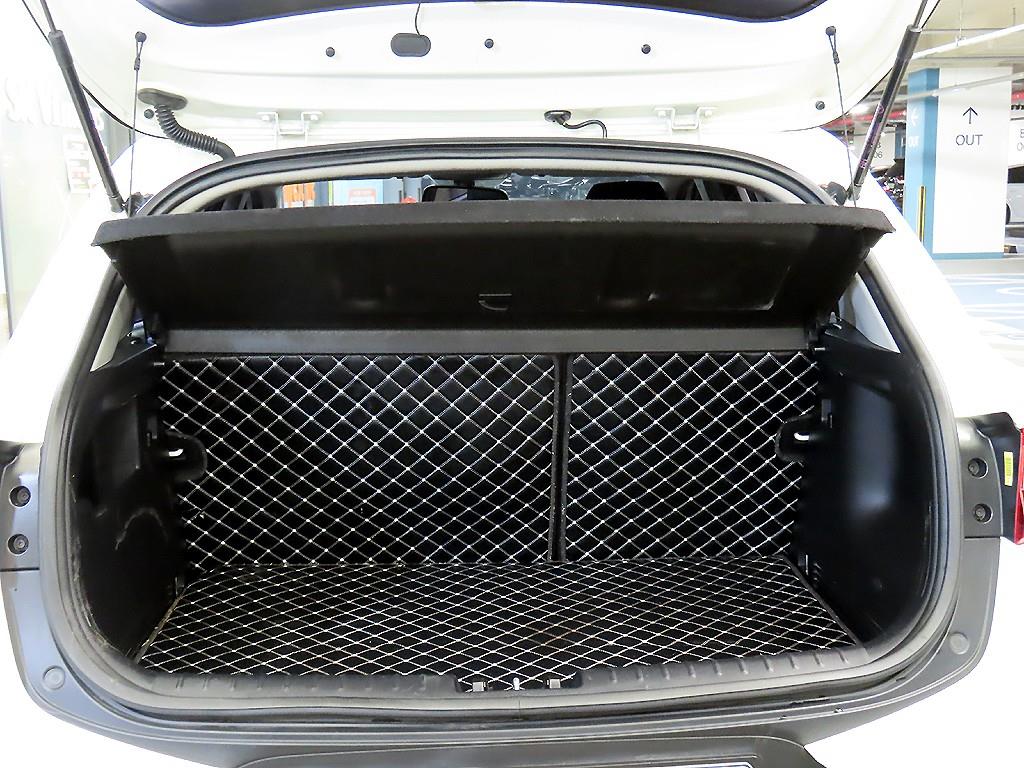 KIA Stonic 2019 Blanco - Importación desde Corea - HF Imports Iquique - Foto 17