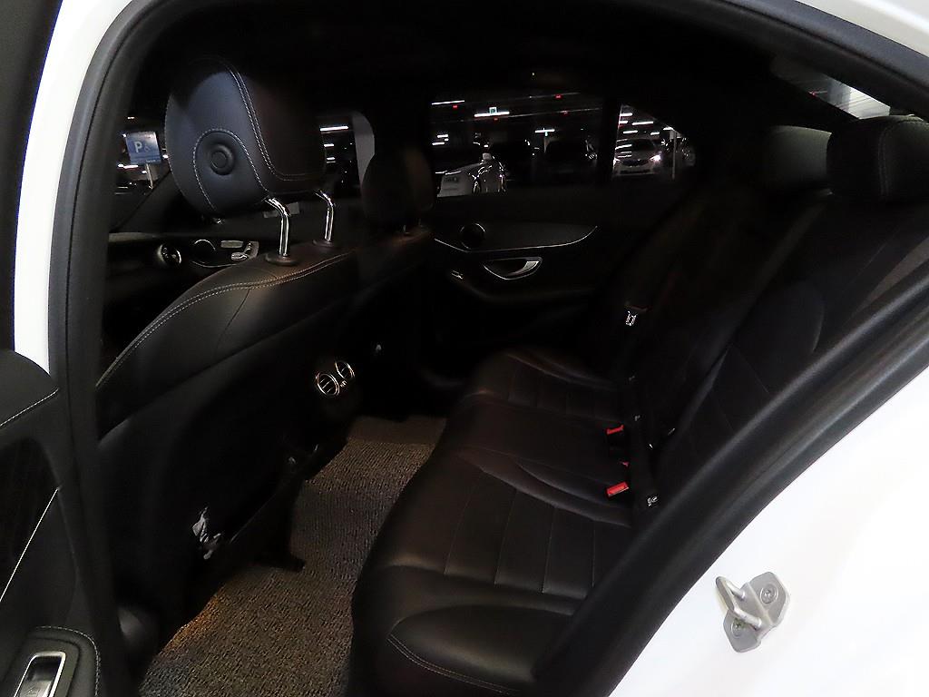 Mercedes Benz C Class - Vista 7