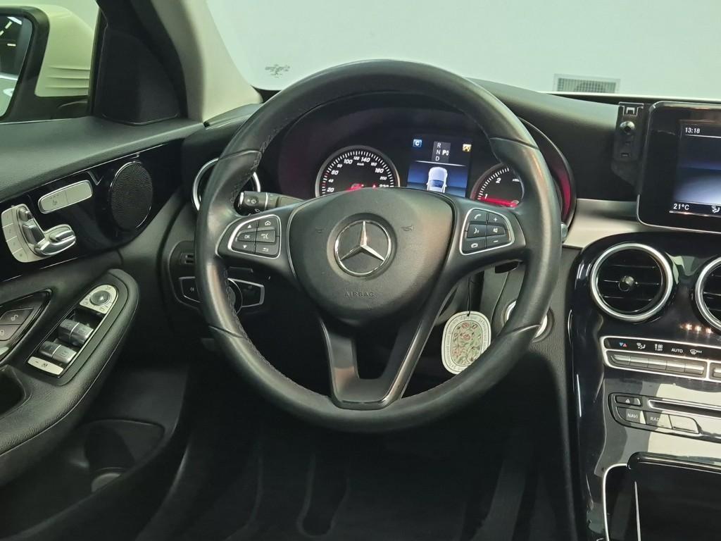 Mercedes Benz C Class - Vista 11