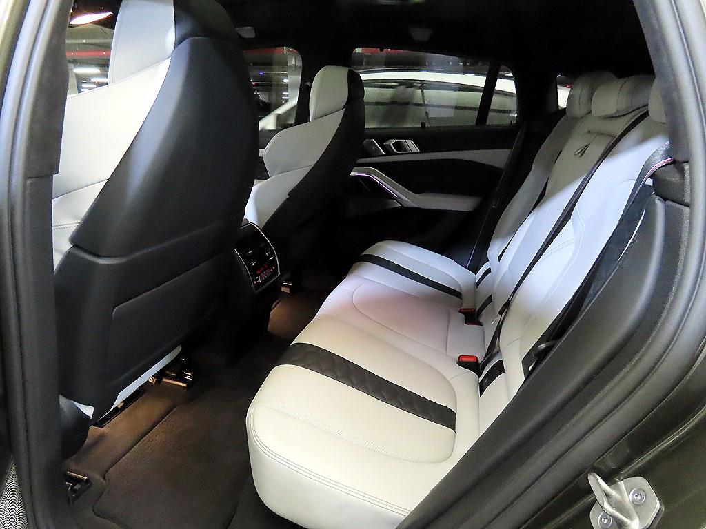 BMW X6M - Vista 7