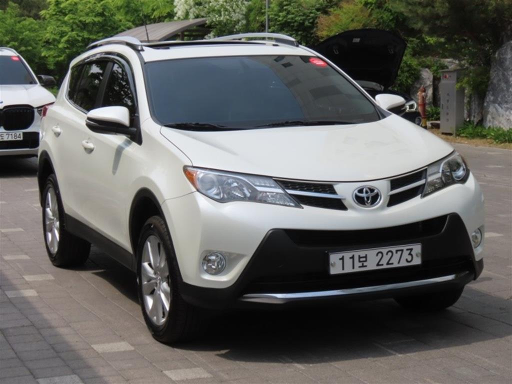 Toyota RAV4 - Vista 3