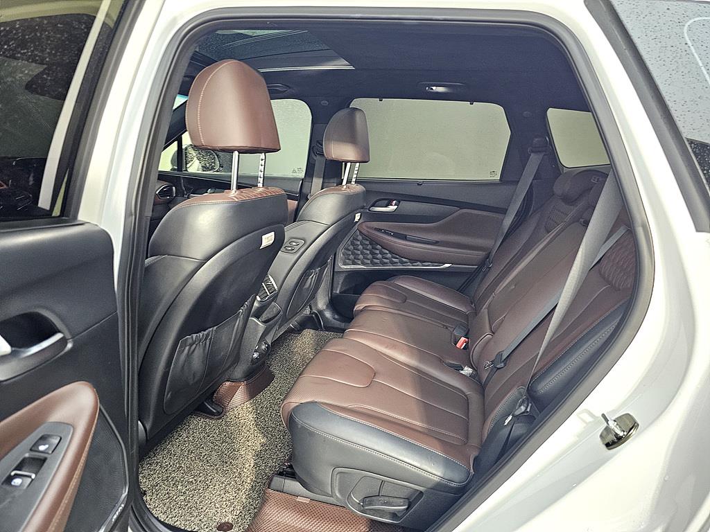 HYUNDAI Santa Fe - Vista 9