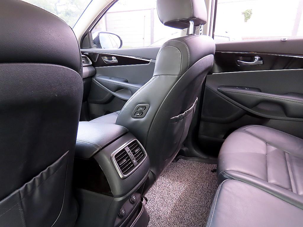 KIA Sorento 2019 Blanco - Importación desde Corea - HF Imports Iquique - Foto 17