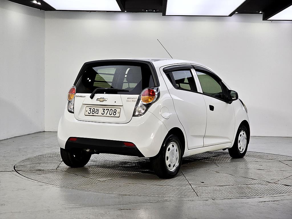 Chevrolet Spark - Vista 4