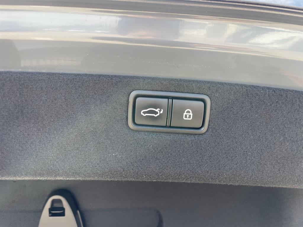 Genesis G80 2018 Gris - Importación desde Corea - HF Imports Iquique - Foto 19
