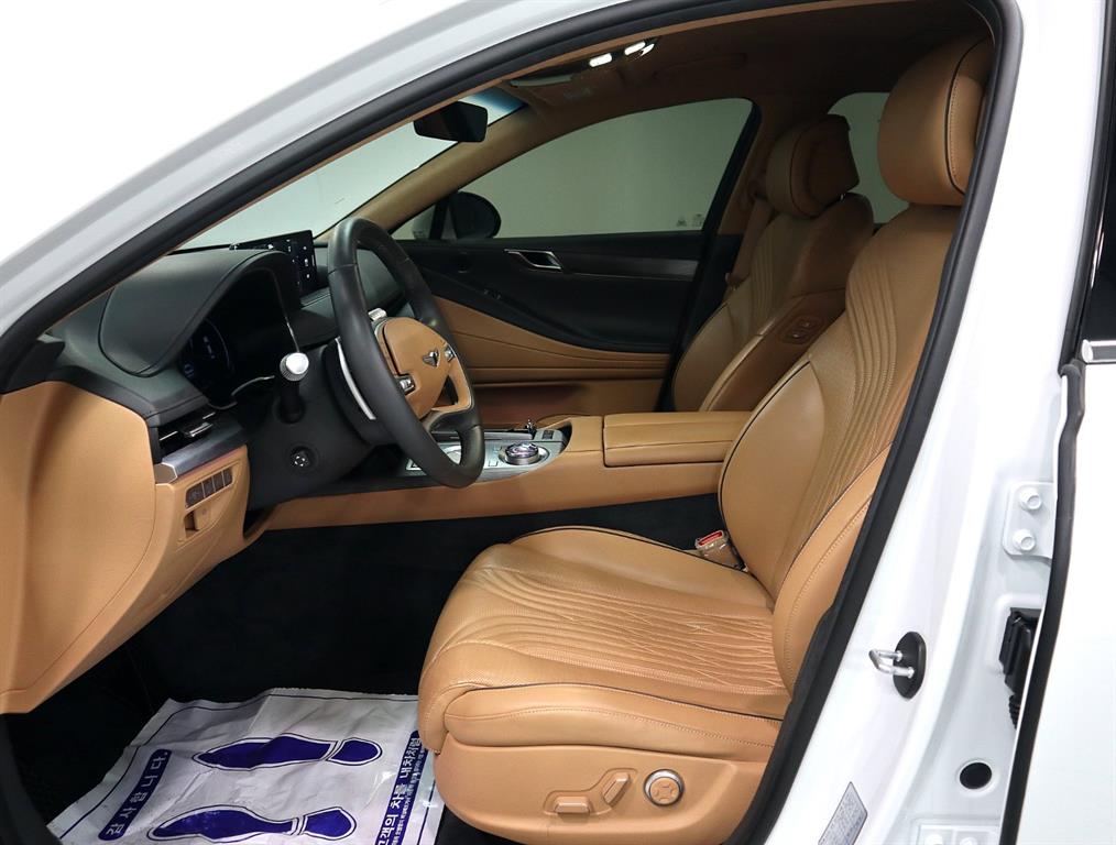 Genesis G80 - Vista 9