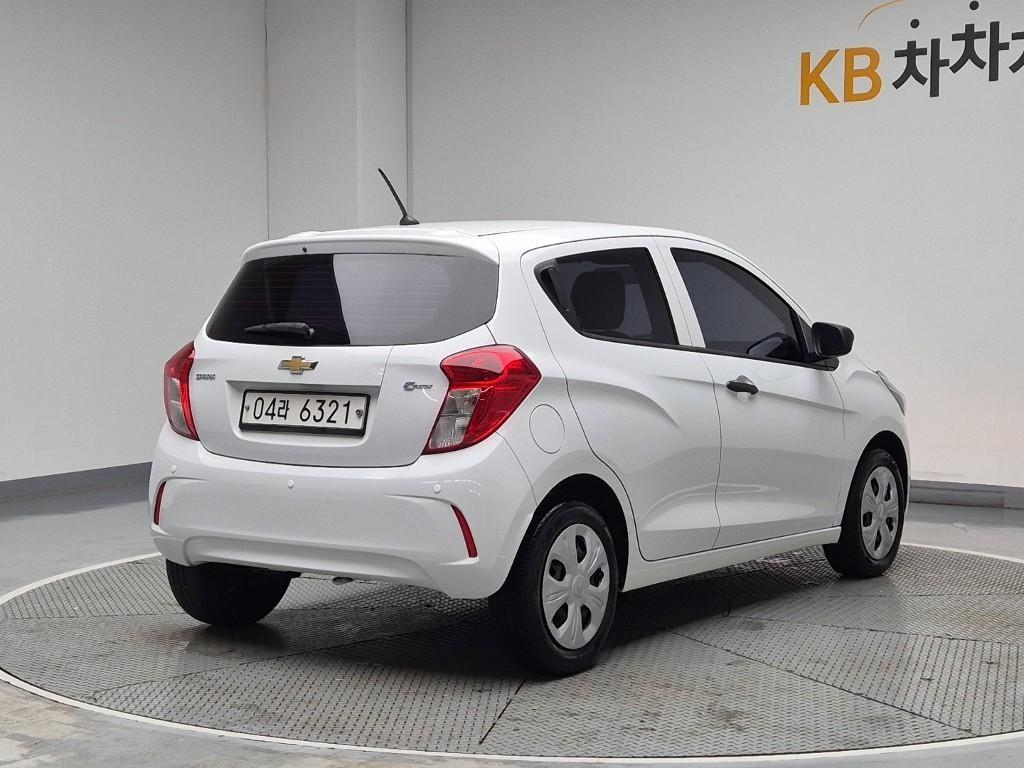 Chevrolet Spark - Vista 2