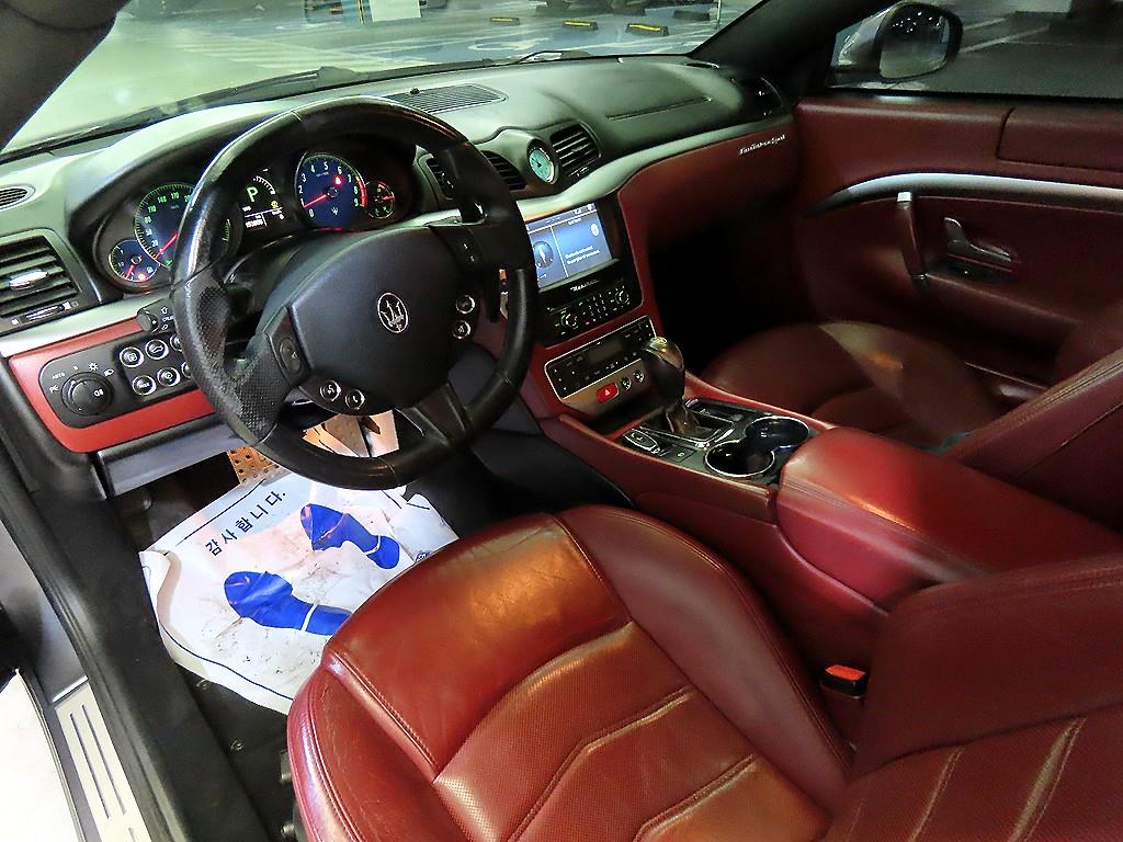 Maserati Gran Turismo - Vista 10