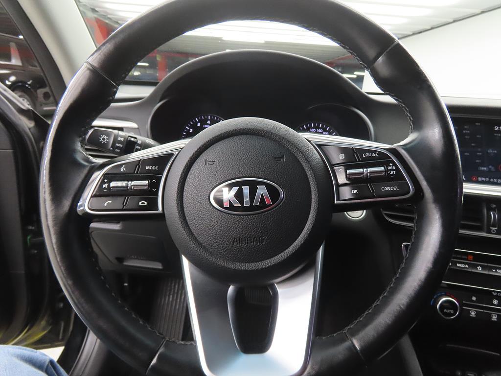 KIA K5 - Vista 8