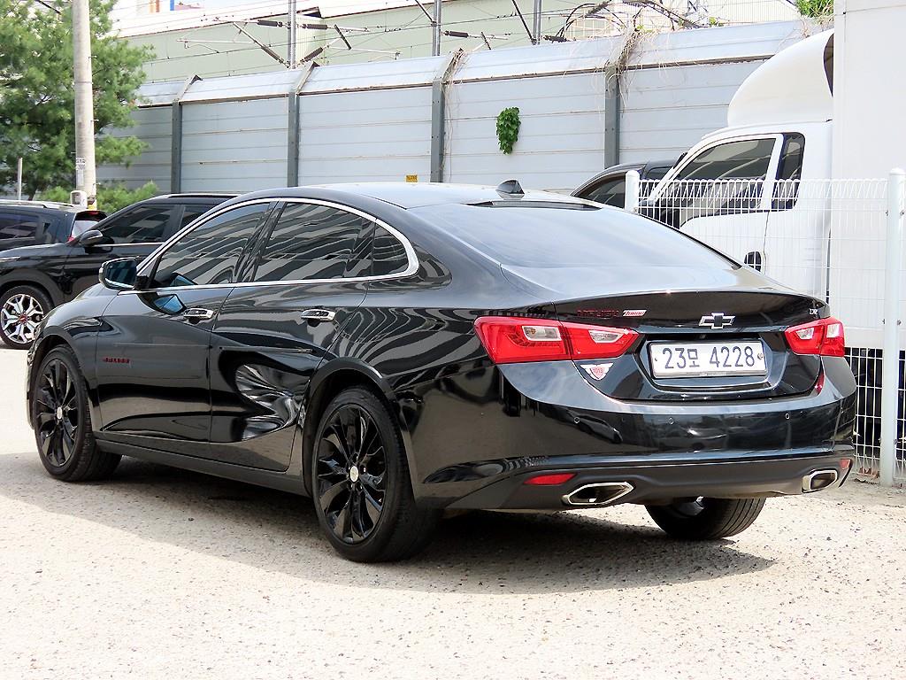 Chevrolet Malibu - Vista 3