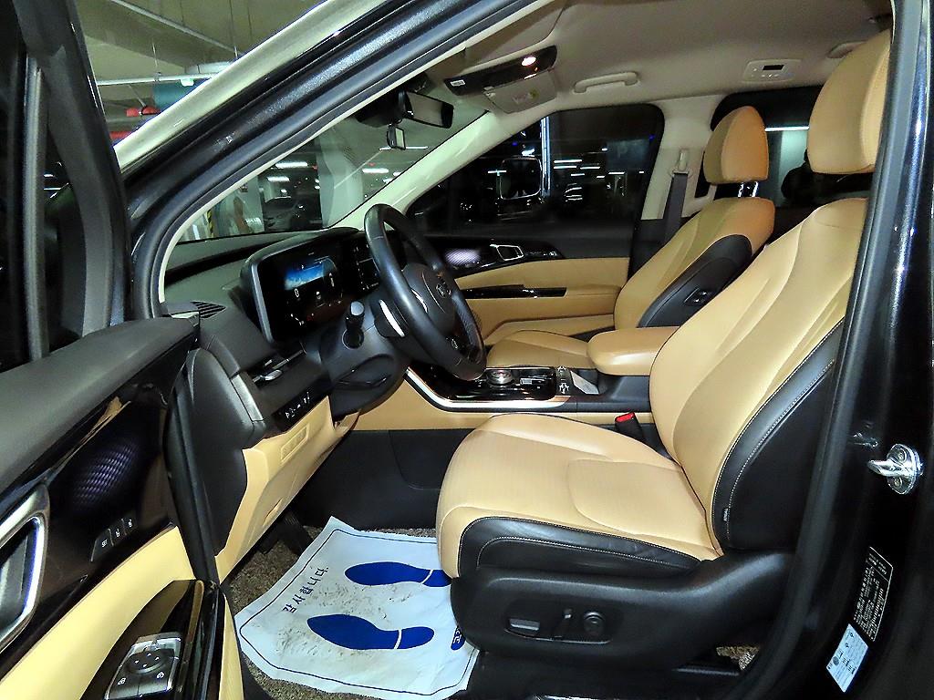 KIA Carnival - Vista 6