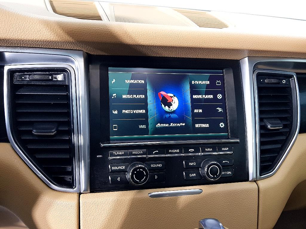 Porsche Macan - Vista 12