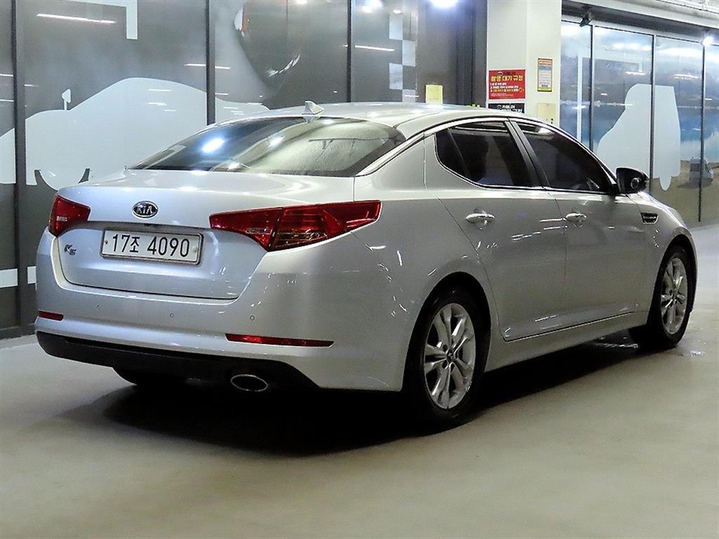 KIA K5 - Vista 4