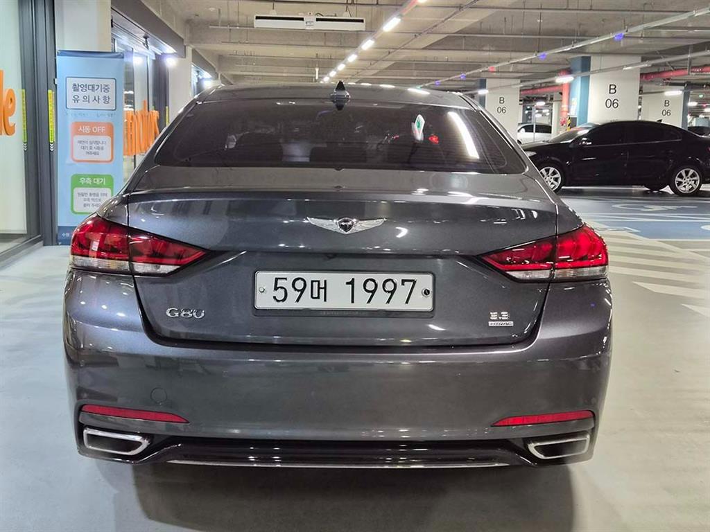 Genesis G80 - Vista 5