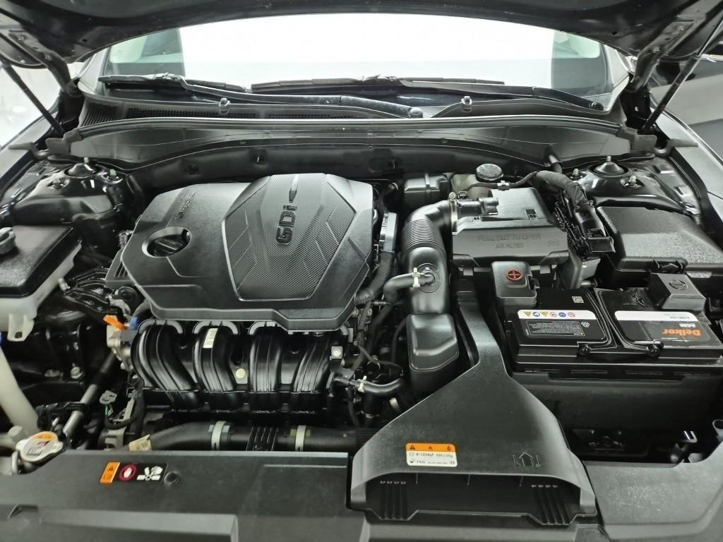 HYUNDAI Grandeur - Vista 5