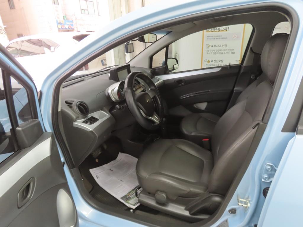 Chevrolet Spark - Vista 5