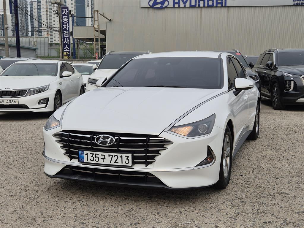 HYUNDAI Sonata 2020 Blanco - Importación desde Corea - HF Imports Iquique - Foto 1