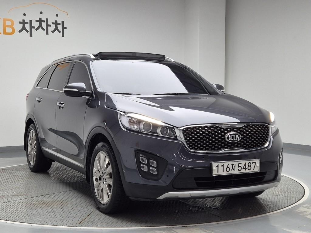 KIA Sorento - Vista 4