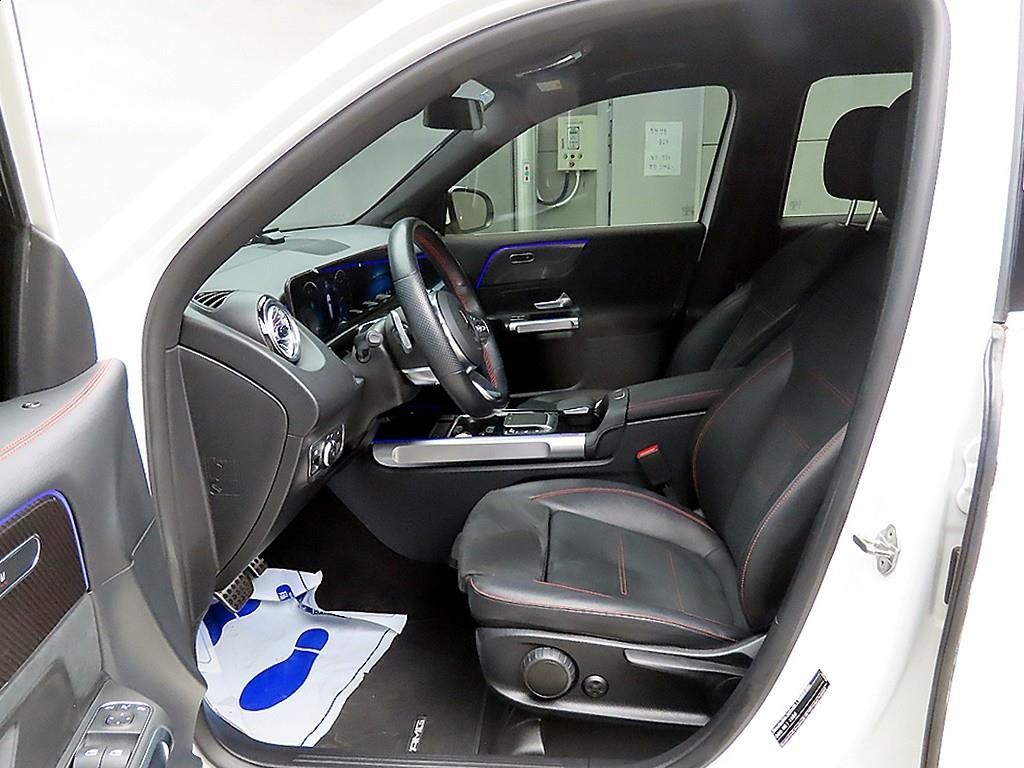 Mercedes Benz GLB Class - Vista 5