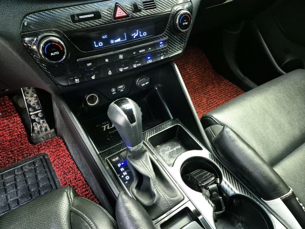 HYUNDAI Tucson - Vista 8