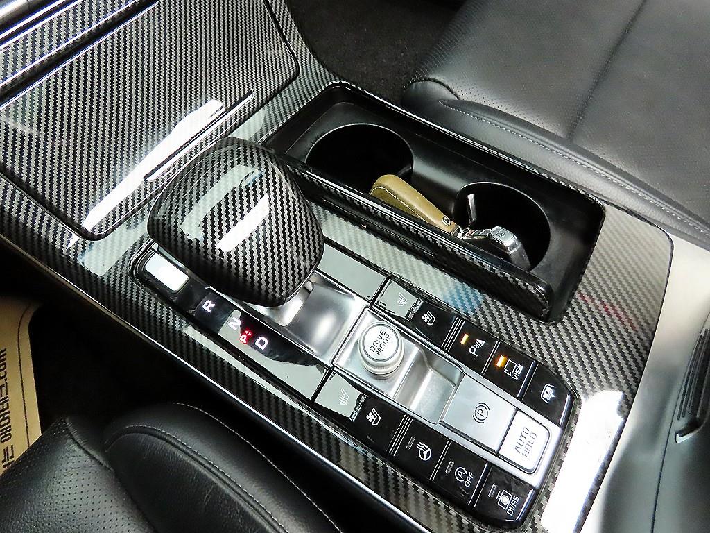 KIA K7 - Vista 10