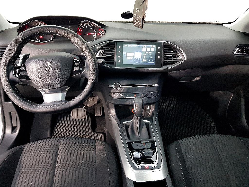 Peugeot 308 - Vista 5