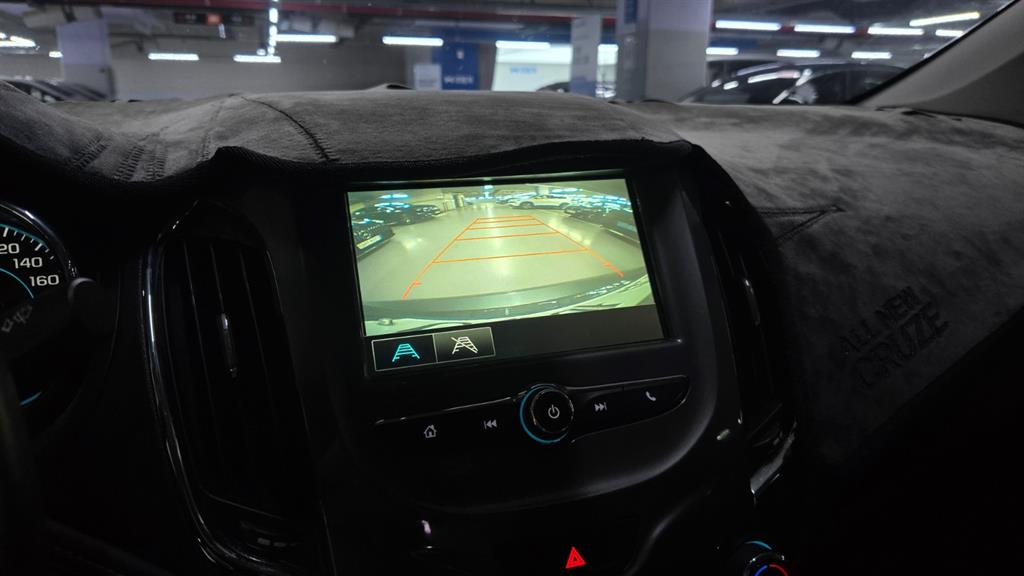 Chevrolet Cruise - Vista 8