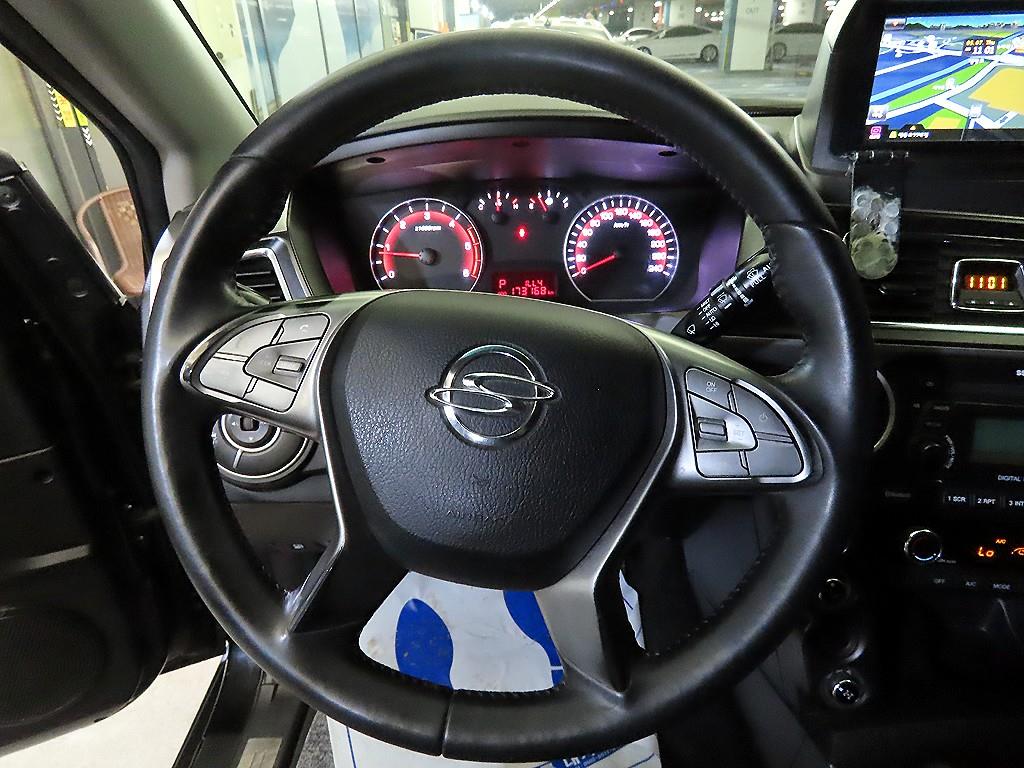 Ssangyong Korando - Vista 8