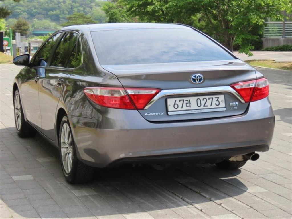 Toyota Camry - Vista 7