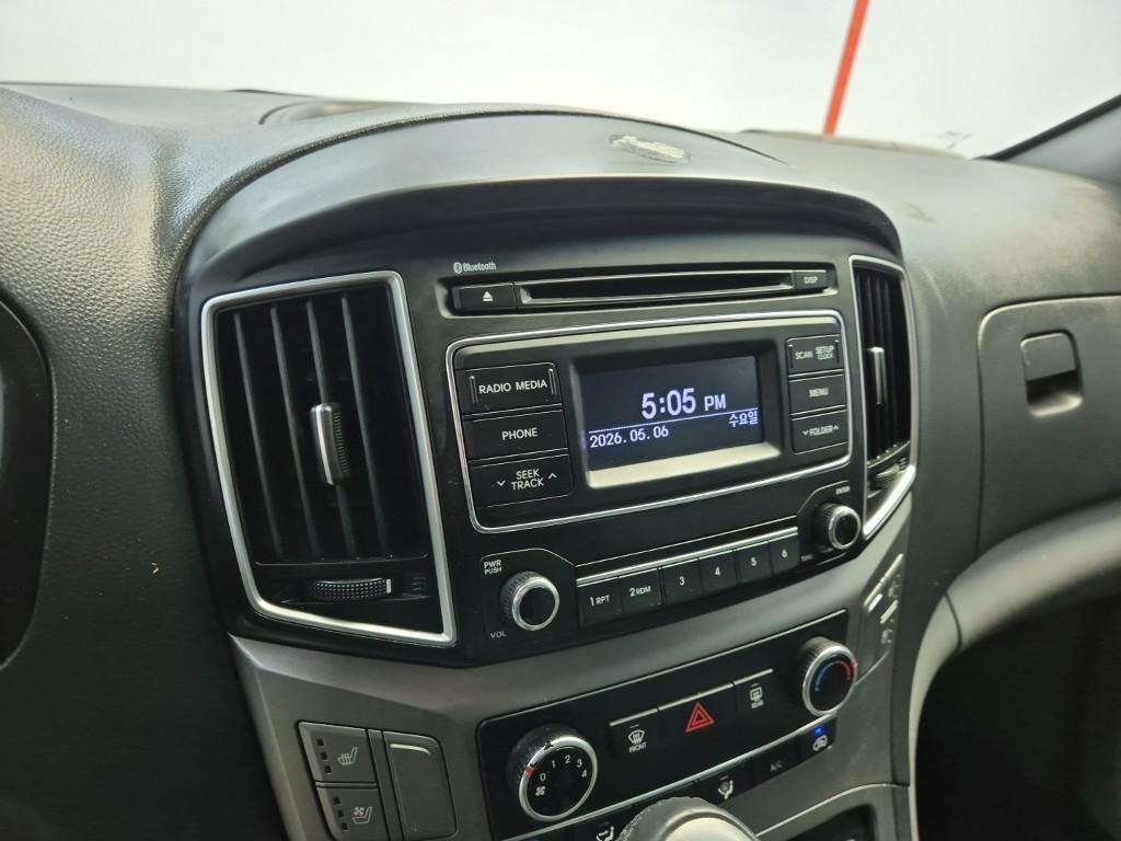 HYUNDAI Starex 2019 Gris - Importación desde Corea - HF Imports Iquique - Foto 15