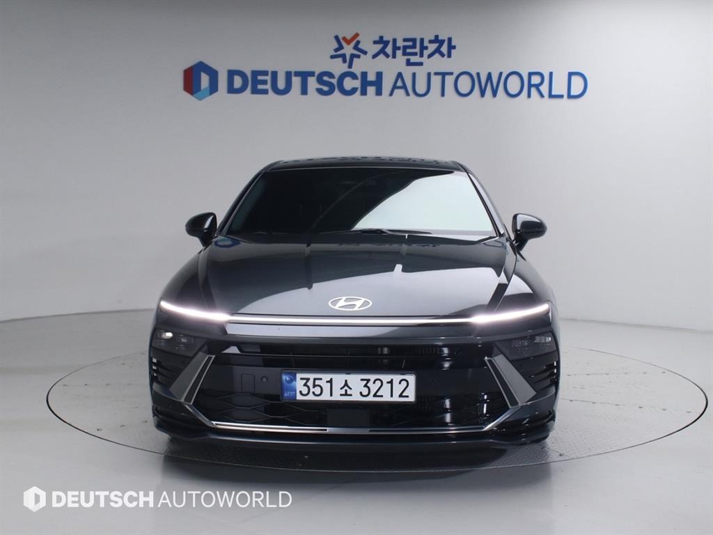 HYUNDAI Sonata - Vista 3