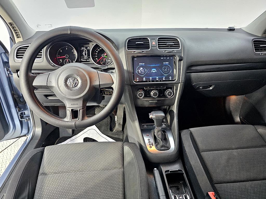 Volkswagen Golf - Vista 5
