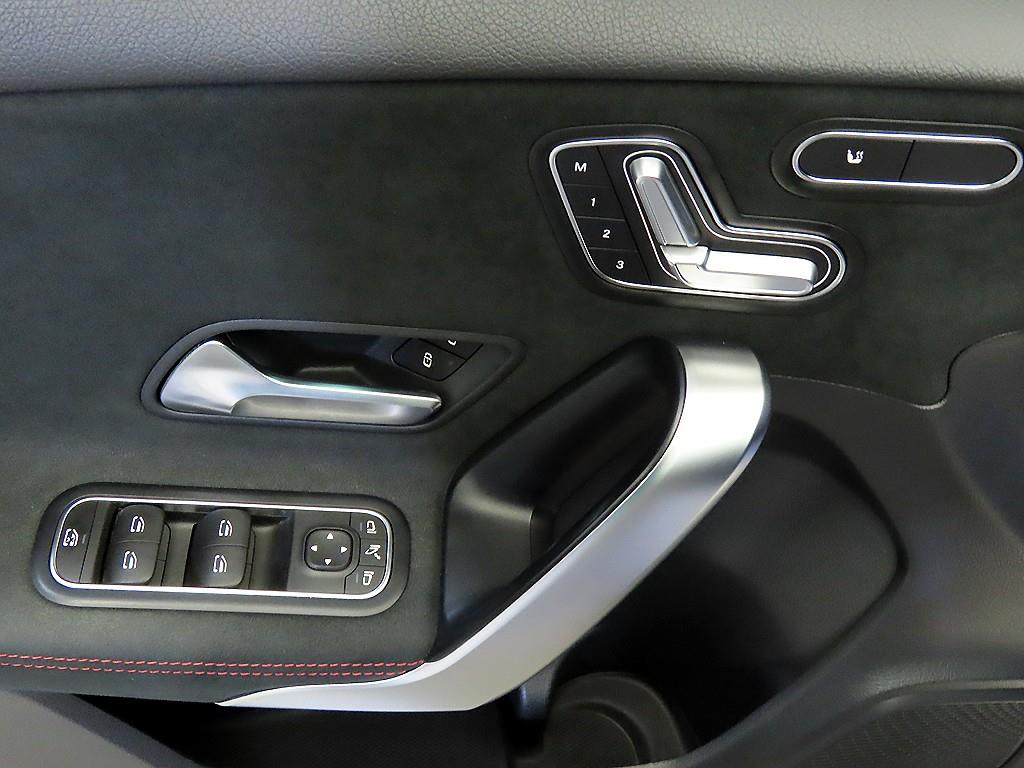 Mercedes Benz A Class 2022 Gris - Importación desde Corea - HF Imports Iquique - Foto 14