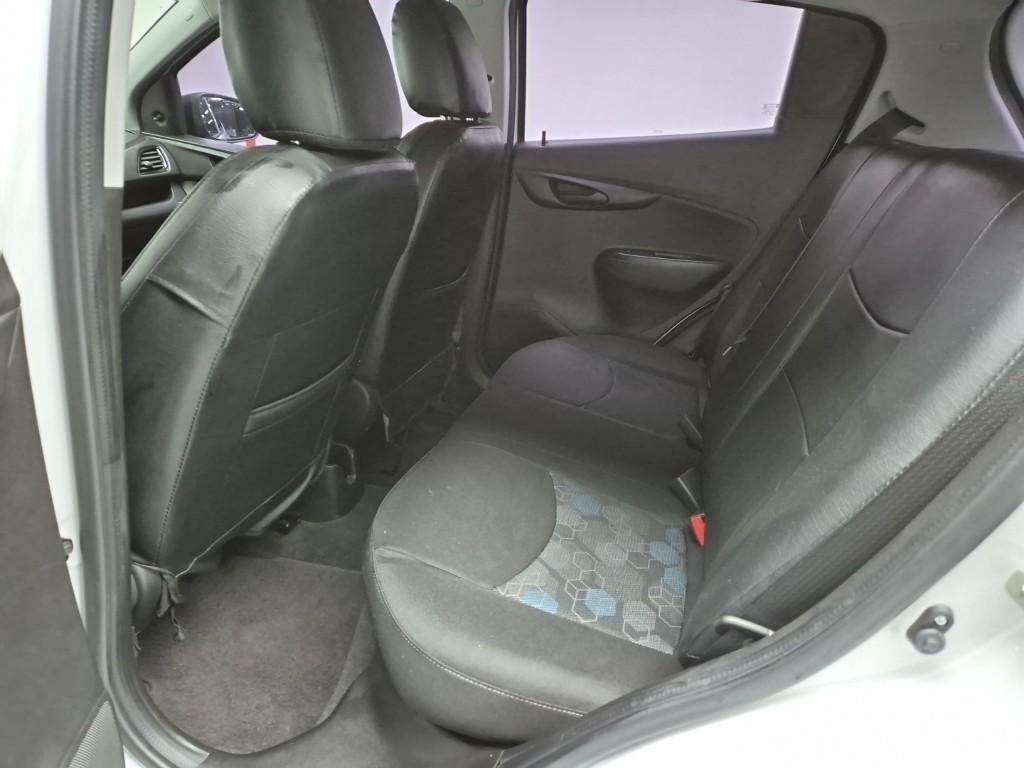 Chevrolet Spark - Vista 10