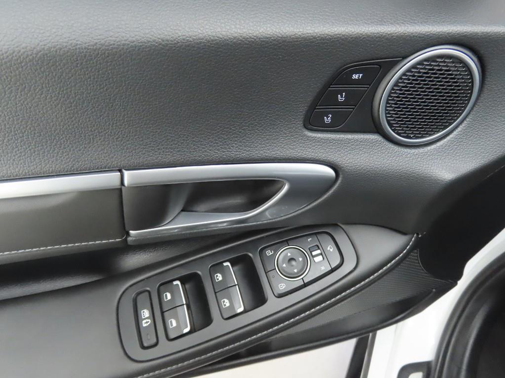 HYUNDAI Sonata - Vista 9