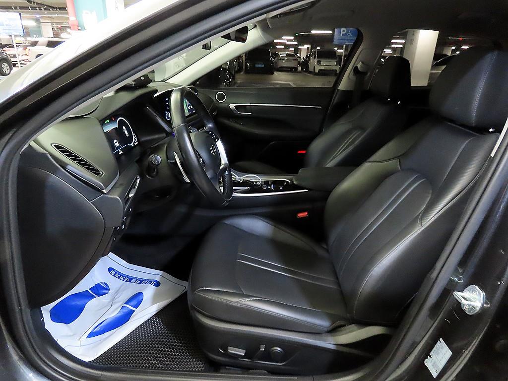 HYUNDAI Sonata - Vista 6