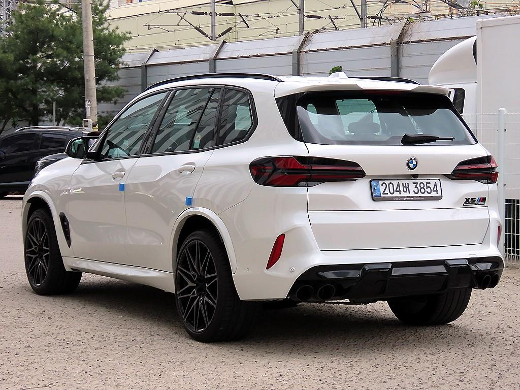 BMW X5M - Vista 3